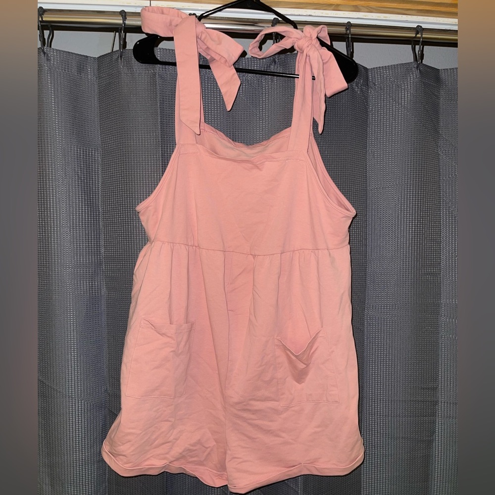 Salmon Pink Tie Strapped Romper with Pockets